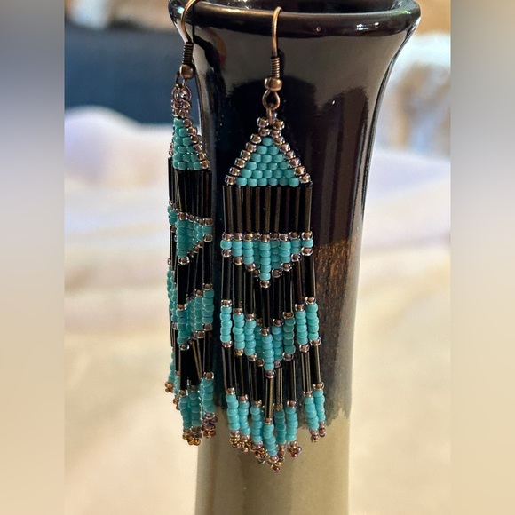 Handmade Beaded Dangle Earrings - Picture 7 of 8